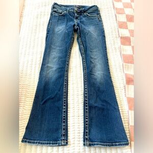 Silver bootcut jeans unaltered lightly worn great condition size 26 Leg 30